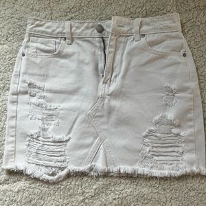 PacSun, 24, white denim skirt
